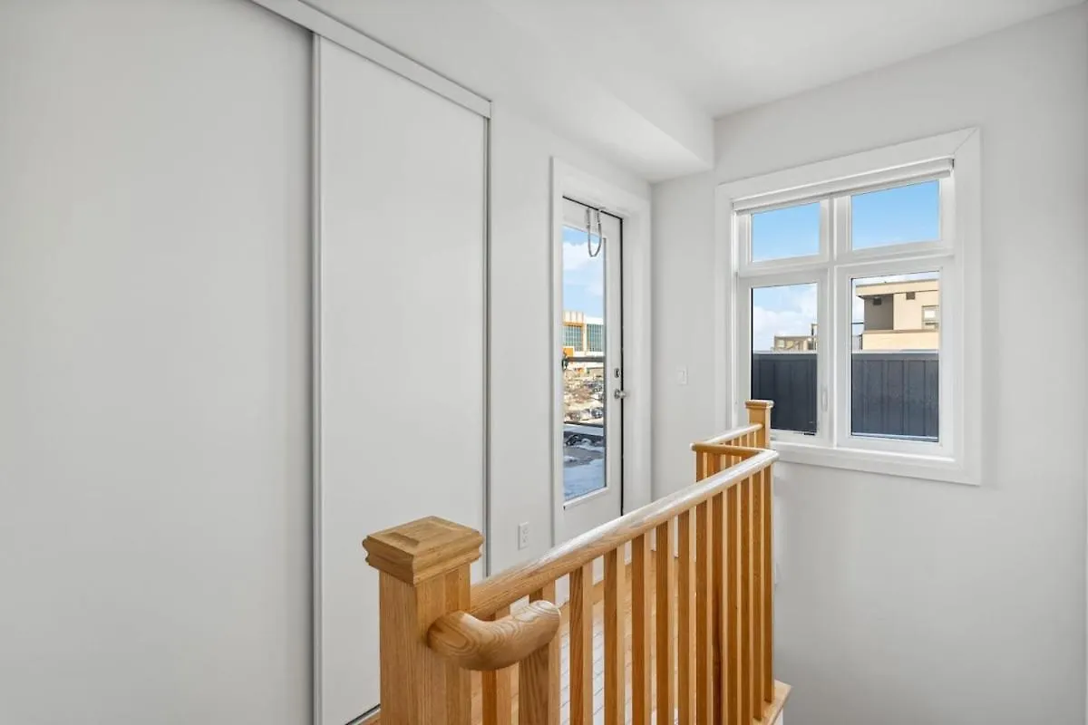 Ferienwohnung Stunning 2Br Toronto Retreat, Patio & Parking